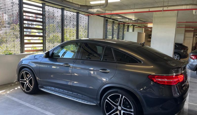 
								Mercedes-Benz 450 GLE AMG full									