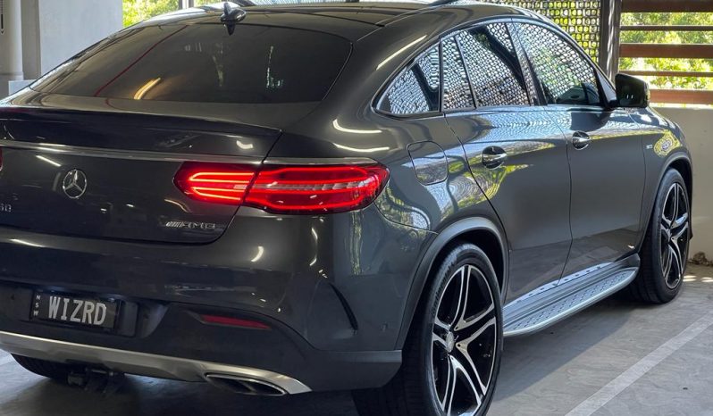 
								Mercedes-Benz 450 GLE AMG full									